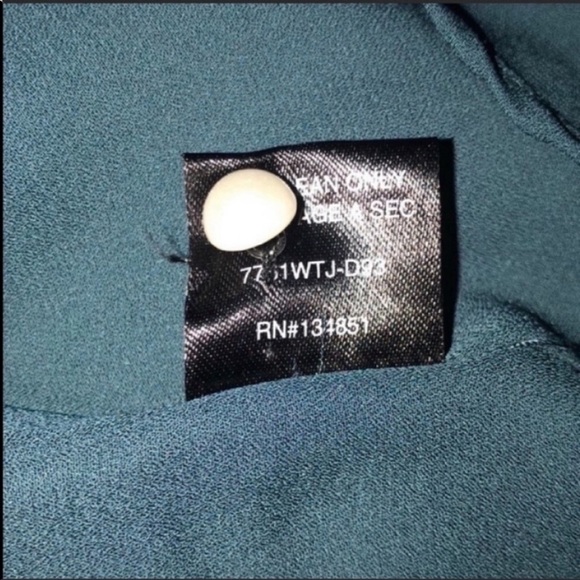 WAYF Top Blouse Ruffle Sleeves bell Work Career Casual Size Small - Picture 7 of 9